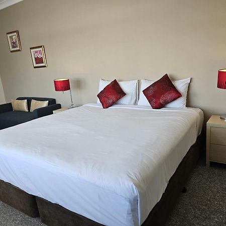 Country Lodge Motor Inn Bathurst Extérieur photo
