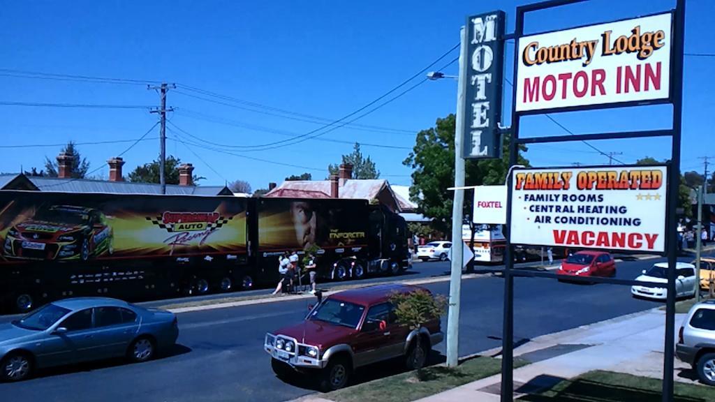 Country Lodge Motor Inn Bathurst Extérieur photo