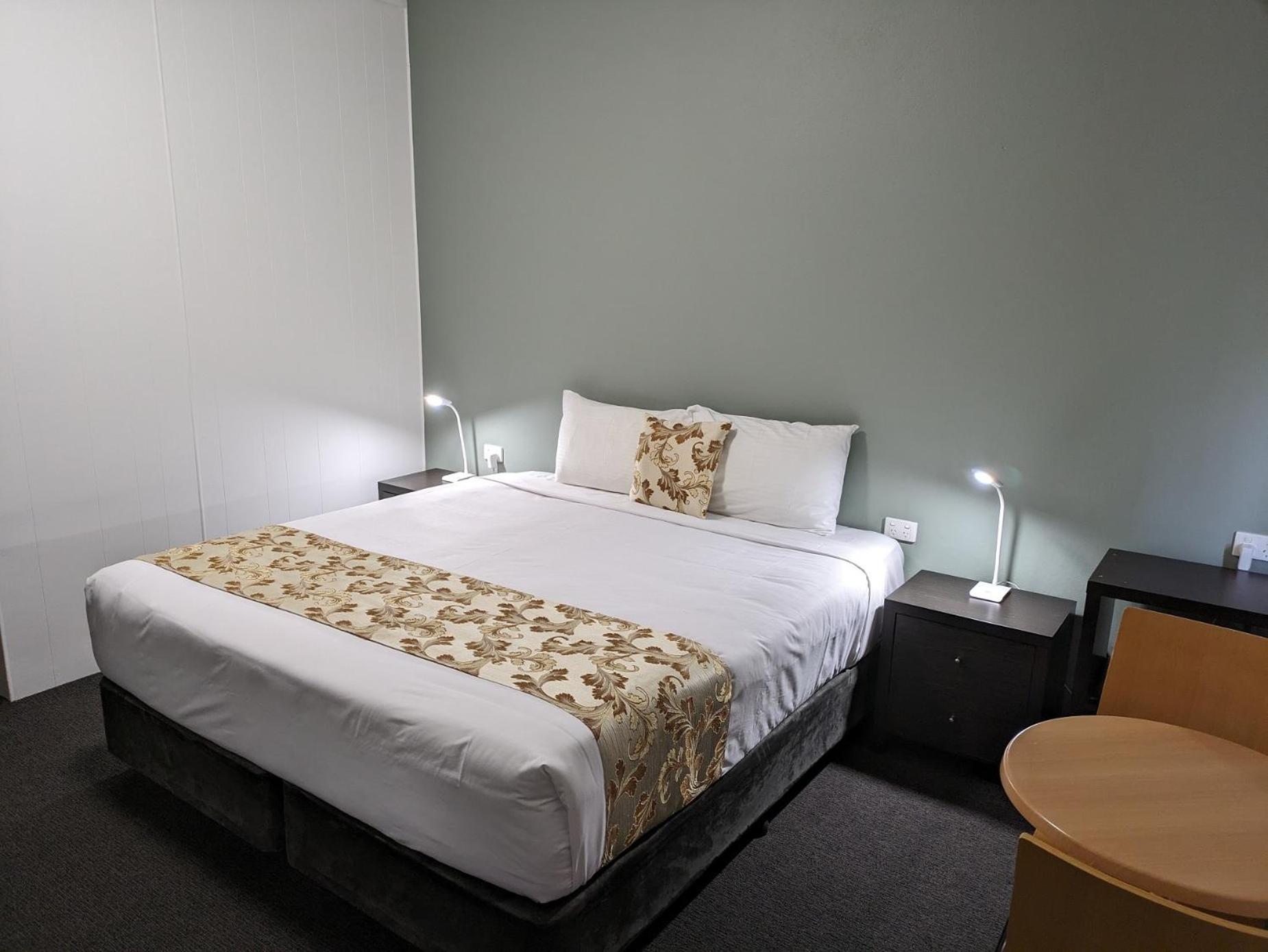 Country Lodge Motor Inn Bathurst Extérieur photo