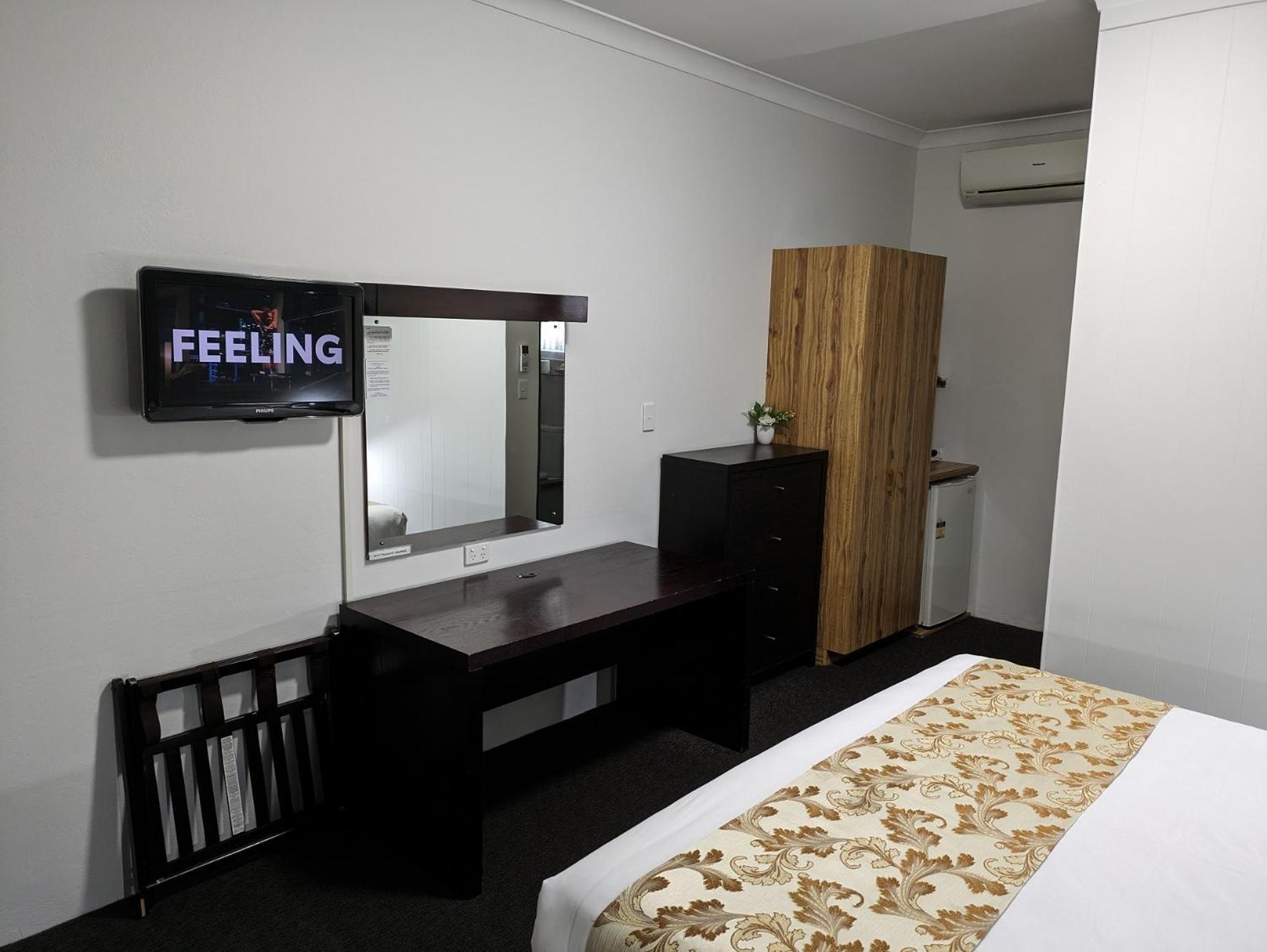 Country Lodge Motor Inn Bathurst Extérieur photo