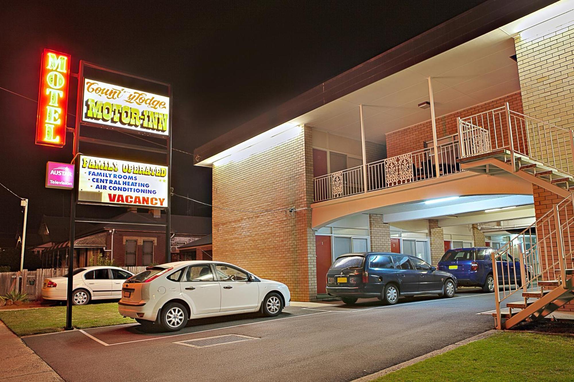 Country Lodge Motor Inn Bathurst Extérieur photo