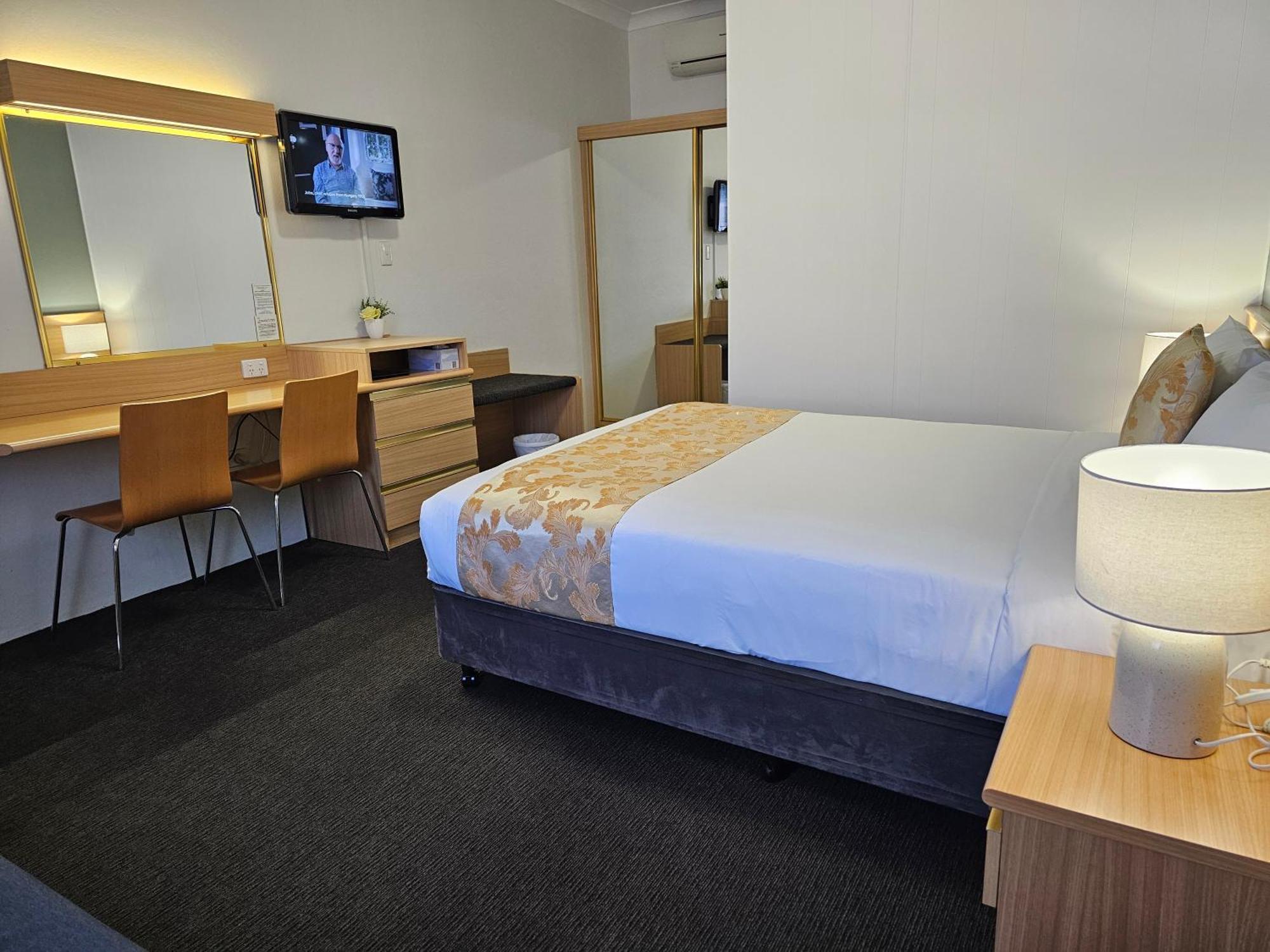 Country Lodge Motor Inn Bathurst Extérieur photo