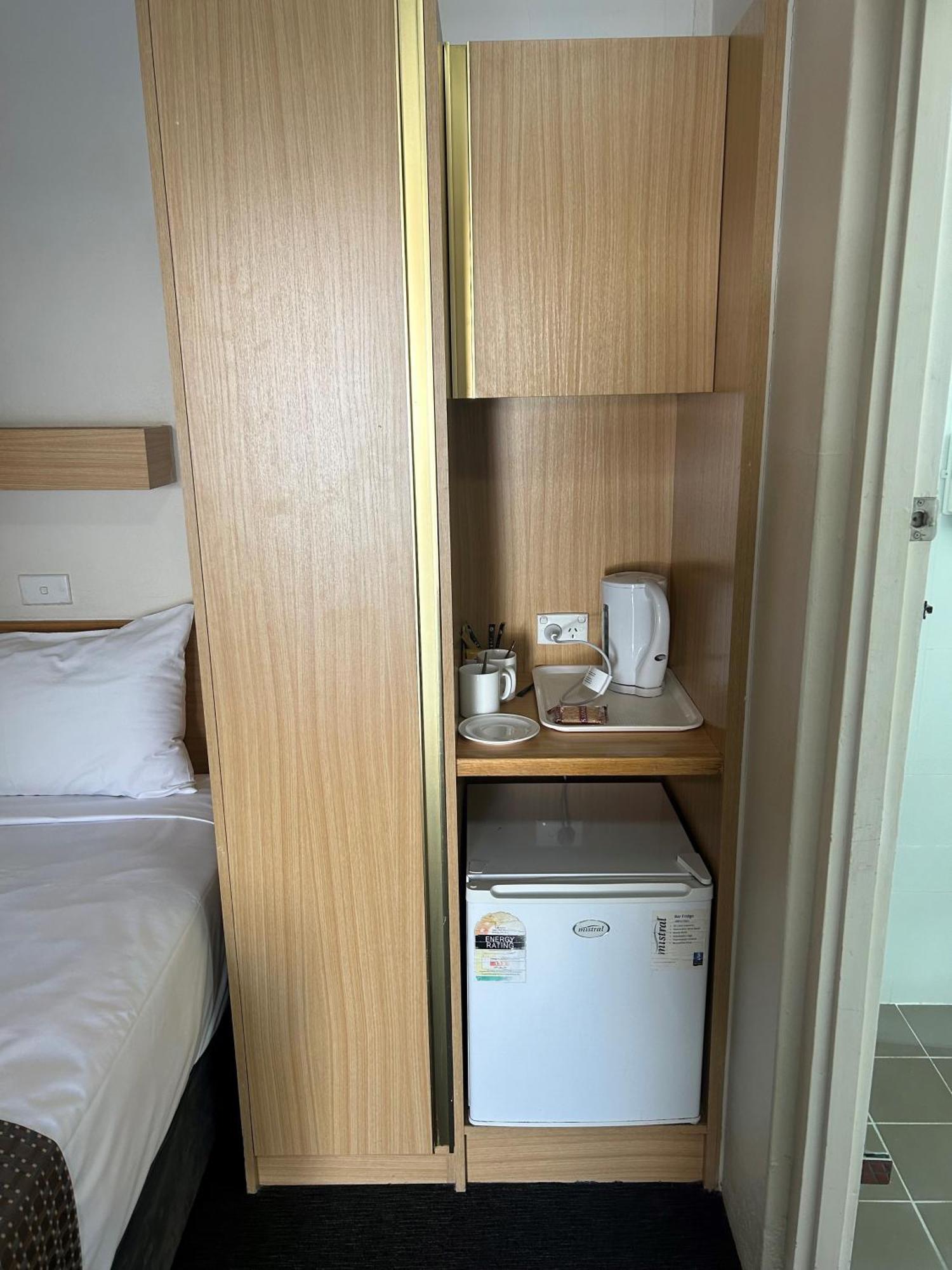 Country Lodge Motor Inn Bathurst Extérieur photo