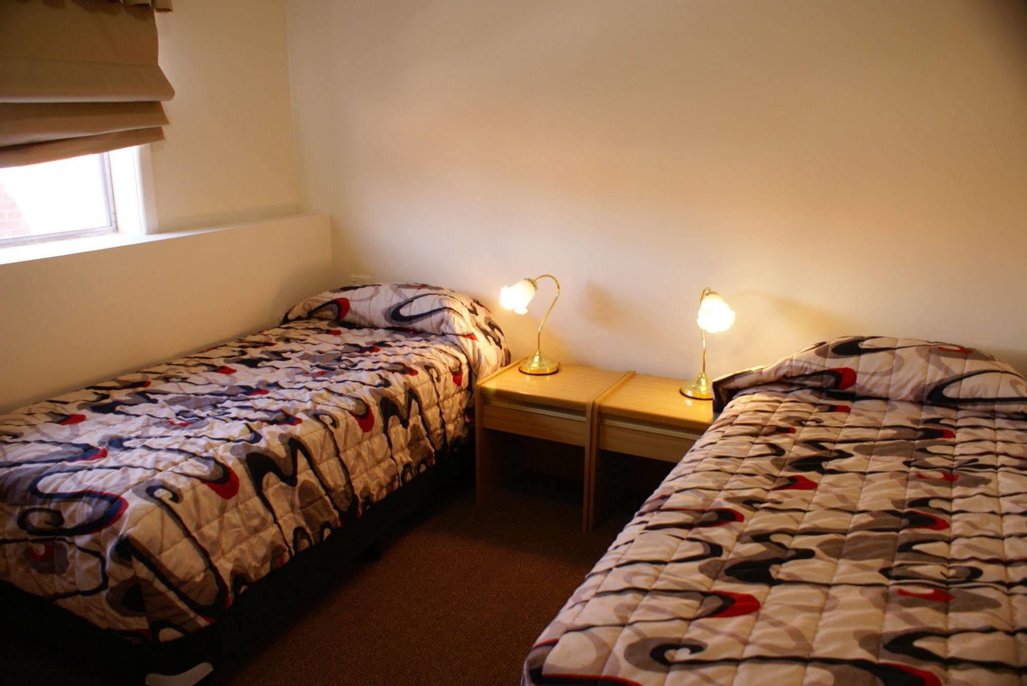 Country Lodge Motor Inn Bathurst Extérieur photo